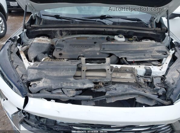 LRBFZME43RD067005 2024 BUICK ENVISION White Rear view