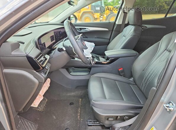 LRBFZME43SD025892 2025 BUICK ENVISION Silver Vista interior delantera