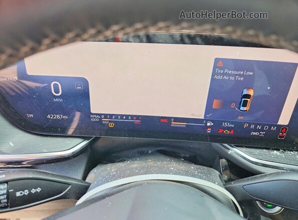 LRBFZME47RD073244 2024 BUICK ENVISION Black ხელსაწყოთა პანელის ხედი