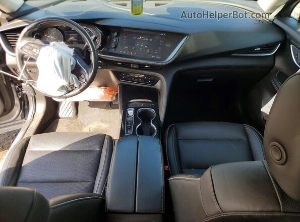 LRBFZNR46MD083305 2021 BUICK ENVISION Silver Vista del salpicadero