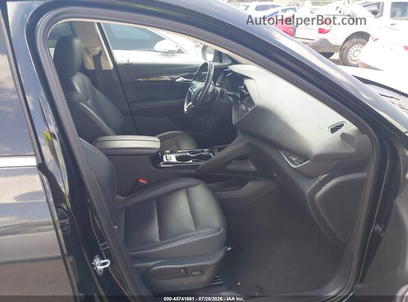 LRBFZNR47PD086833 2023 BUICK ENVISION Черный Вид салона спереди