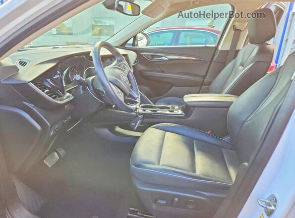 LRBFZNR4XMD053790 2021 BUICK ENVISION White Вид салону спереду