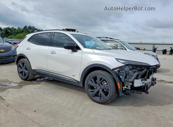 LRBFZPE43RD042817 2024 BUICK ENVISION White Передня права чверть