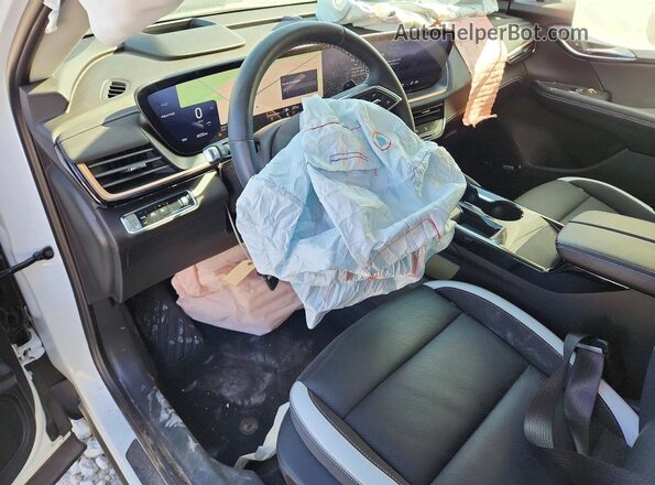 LRBFZPE44RD014511 2024 BUICK ENVISION White Вид панелі приладів