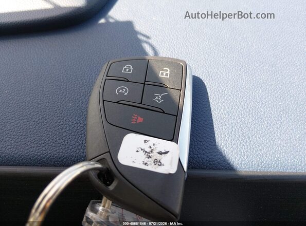 LRBFZSR47TD084170 2026 BUICK ENVISION White Vista del salpicadero