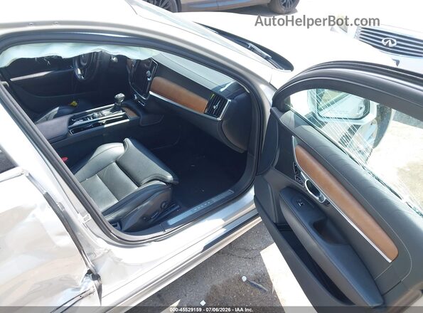 LVYA22ML1LP168913 2020 VOLVO S90 Silver Widok wnętrza z przodu