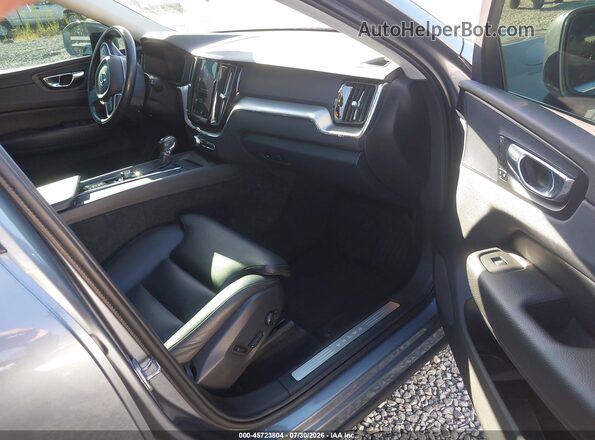 LYV102RK9KB219243 2019 VOLVO XC60 Gray 