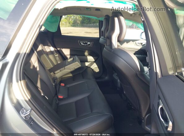 LYV102RKXKB192022 2019 VOLVO XC60 Gray Widok naklejki z numerem VIN