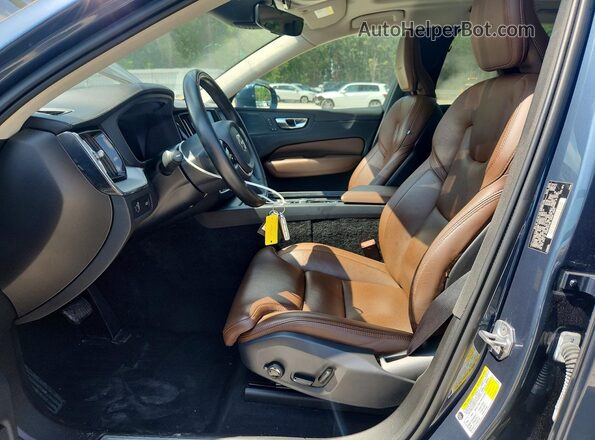 LYV102RL3KB234880 2019 VOLVO XC60 Blue Widok wnętrza z przodu