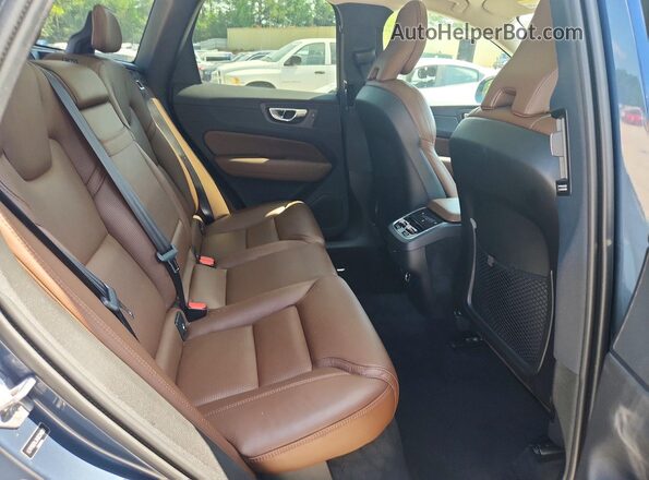LYV102RL3KB234880 2019 VOLVO XC60 Blue Widok tylnych siedzeń