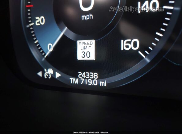 LYV102RLXKB184284 2019 VOLVO XC60 White 