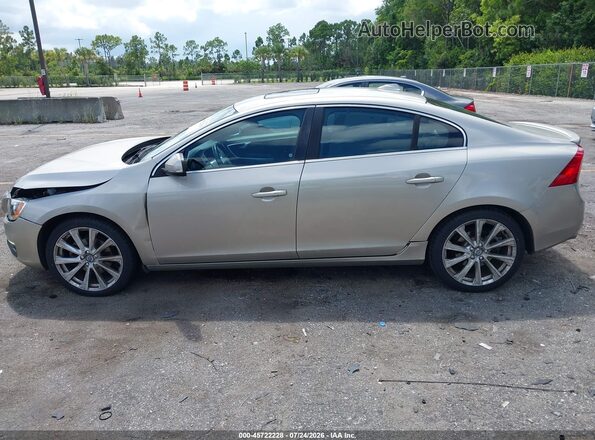 LYV402HK5HB146685 2017 VOLVO S60 INSCRIPTION Cream Սալոնի 360 աստիճան տեսք