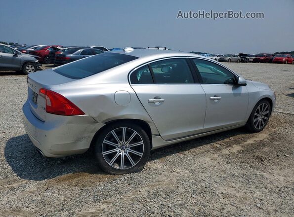 LYV402TK2JB178247 2018 VOLVO S60 Silver Tył prawy