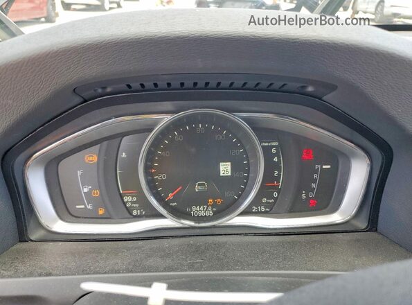 LYV402TM0JB166616 2018 VOLVO S60 Black Widok zestawu wskaźników
