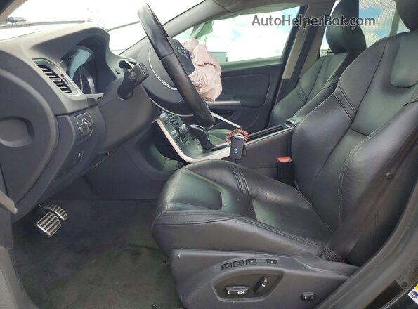 LYV402TM0JB166616 2018 VOLVO S60 Black Widok wnętrza z przodu