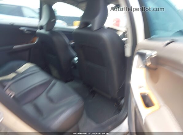 LYV402TM7JB158268 2018 VOLVO S60 INSCRIPTION Silver Вид наклейки з VIN-кодом