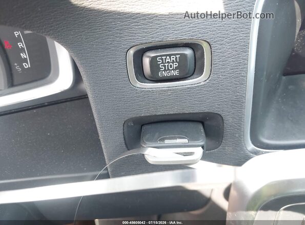LYV402TM7JB158268 2018 VOLVO S60 INSCRIPTION Silver Вид панелі приладів