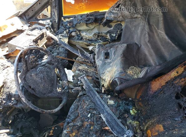 MAJ3P1RE3JC164121 2018 FORD ECOSPORT Burn Front interior view