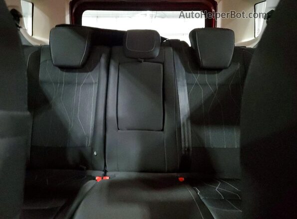 MAJ3P1TE0JC219973 2018 FORD ECOSPORT Красный Вид задних сидений