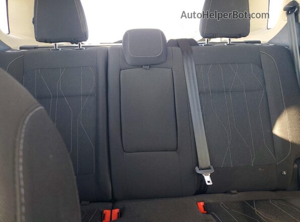 MAJ3P1TE5JC217359 2018 FORD ECOSPORT White Widok tylnych siedzeń