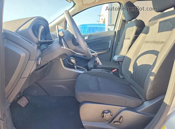 MAJ3S2GE2KC275218 2019 FORD ECOSPORT Серебряный Вид салона спереди