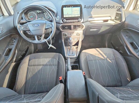 MAJ3S2GE2KC307519 2019 FORD ECOSPORT Белый Вид панели приборов