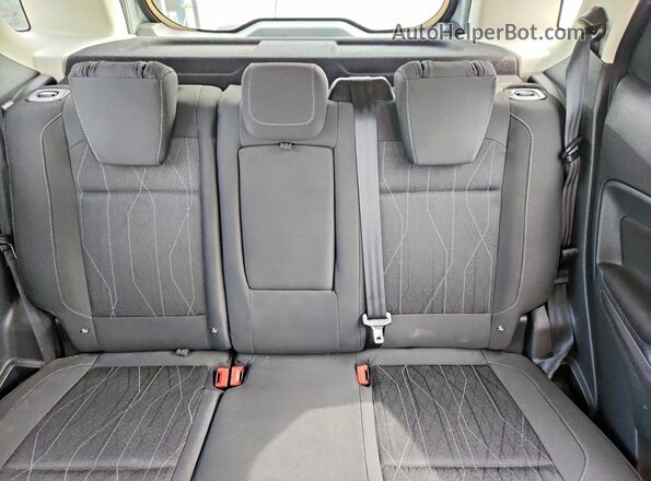 MAJ3S2GE4MC423887 2021 FORD ECOSPORT Silver Widok tylnych siedzeń