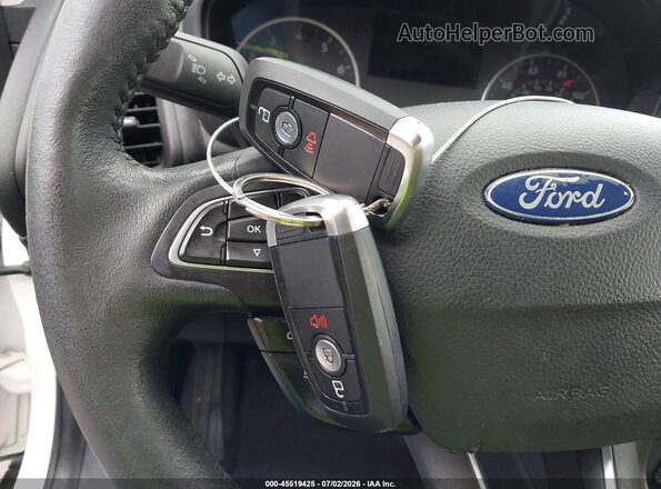 MAJ3S2GE6KC299067 2019 FORD ECOSPORT White Вид панелі приладів