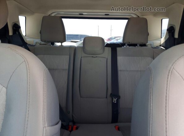 MAJ3S2GE8MC445536 2021 FORD ECOSPORT White Vista de los asientos traseros