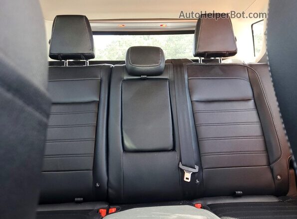 MAJ3S2KE9KC269844 2019 FORD ECOSPORT Silver Rear seats view