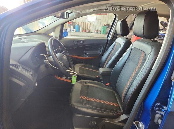 MAJ6P1CL1JC182363 2018 FORD ECOSPORT Синий Вид салона спереди