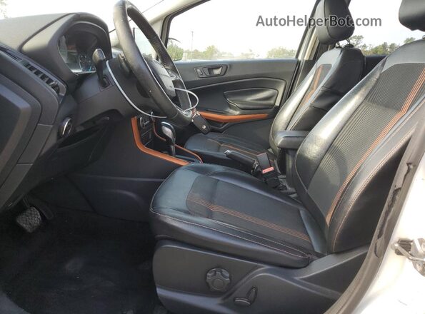 MAJ6P1CL2JC161568 2018 FORD ECOSPORT Белый Вид салона спереди
