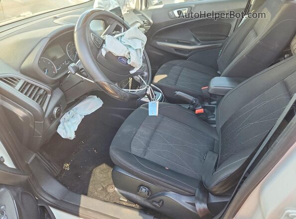 MAJ6P1UL0JC239022 2018 FORD ECOSPORT White Widok wnętrza z przodu