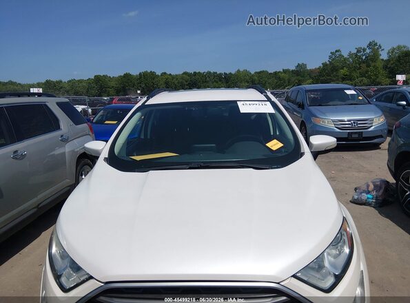 MAJ6P1UL3JC199406 2018 FORD ECOSPORT White Widok z przodu