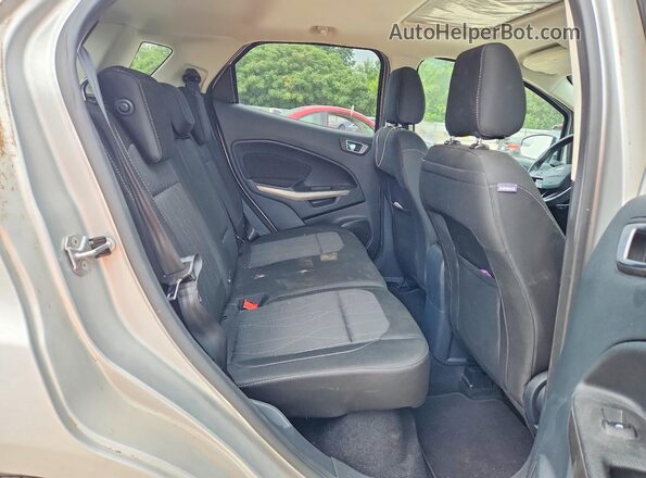 MAJ6P1UL3JC229021 2018 FORD ECOSPORT Серебряный Вид задней части салона