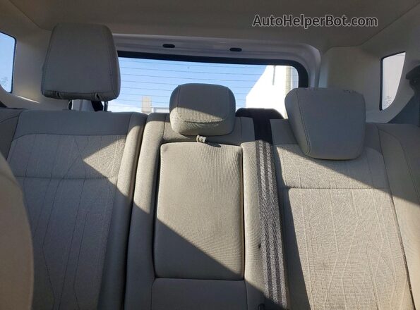 MAJ6P1UL5JC200698 2018 FORD ECOSPORT White Rear seats view