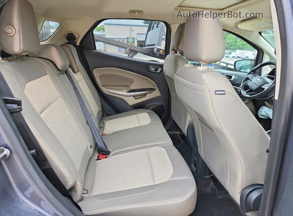 MAJ6P1UL9JC243201 2018 FORD ECOSPORT Gray Rear interior view