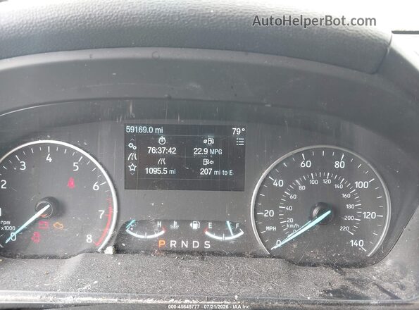 MAJ6P1WL7JC220013 2018 FORD ECOSPORT Orange Widok tylnych siedzeń