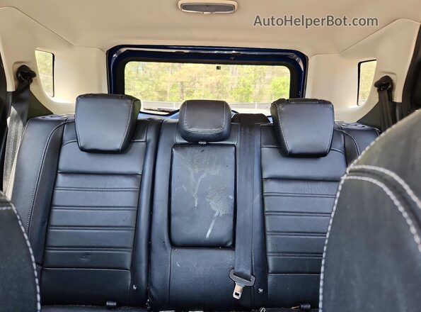 MAJ6P1WL9JC183627 2018 FORD ECOSPORT Blue Widok tylnych siedzeń