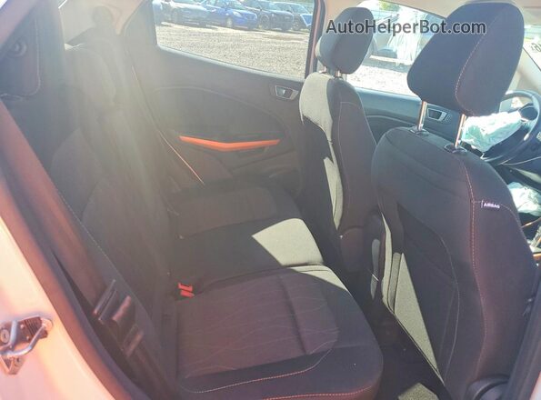 MAJ6S3GL5MC406923 2021 FORD ECOSPORT White Widok wnętrza z tyłu