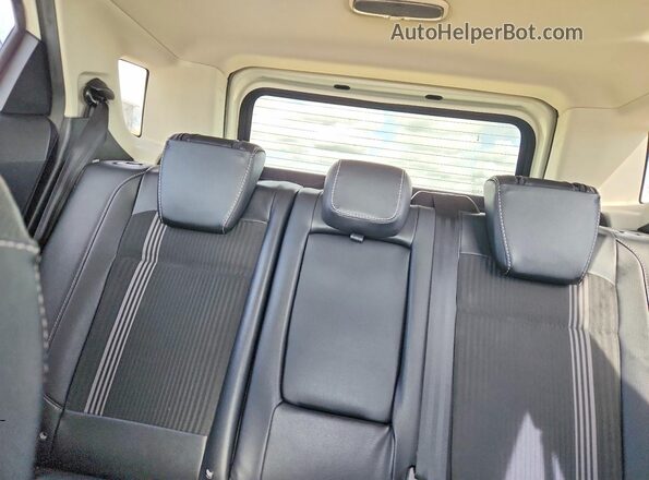 MAJ6S3JLXLC343437 2020 FORD ECOSPORT White Rear seats view