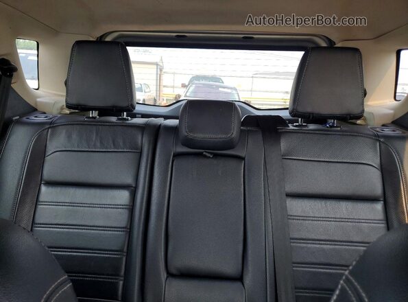 MAJ6S3KL0LC352825 2020 FORD ECOSPORT Silver Widok tylnych siedzeń
