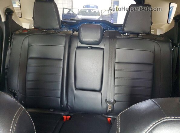 MAJ6S3KL8NC473198 2022 FORD ECOSPORT Blue Հետևի նստատեղերի տեսք