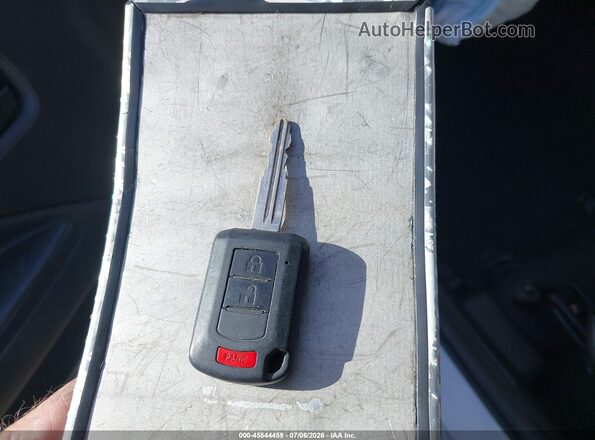 ML32A3HJ0KH014153 2019 MITSUBISHI MIRAGE Light Blue Вид панели приборов