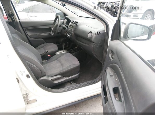 ML32A3HJ3HH002667 2017 MITSUBISHI MIRAGE White Vista interior delantera