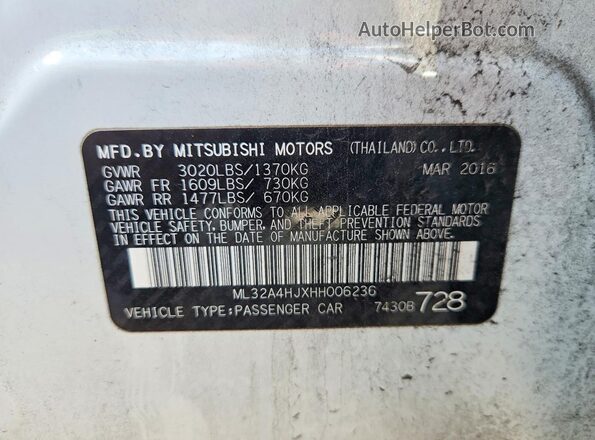 ML32A4HJXHH006236 2017 MITSUBISHI MIRAGE White Vista del compartimento del motor