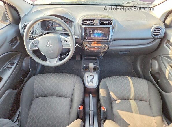 ML32AUHJ4NH003330 2022 MITSUBISHI MIRAGE Burgundy Widok deski rozdzielczej