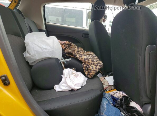ML32AUHJ9RH035552 2024 MITSUBISHI MIRAGE Yellow Rear seats view