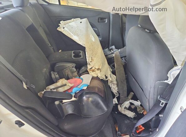 ML32F3FJ4JHF07341 2018 MITSUBISHI MIRAGE White Rear seats view
