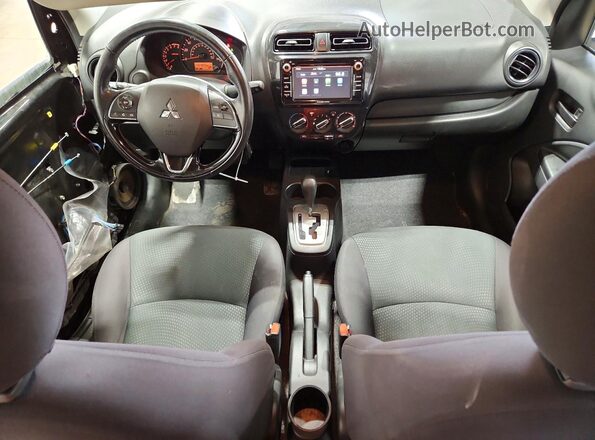 ML32F3FJ4JHF10319 2018 MITSUBISHI MIRAGE Black Dashboard view